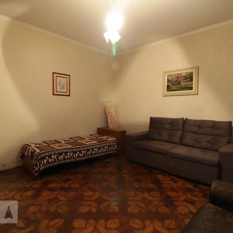 Casa à venda com 200m², 4 quartos e 3 vagasCasa 1 - Sala