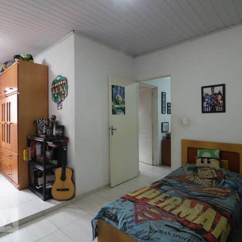 Casa à venda com 200m², 4 quartos e 3 vagasQuarto 1