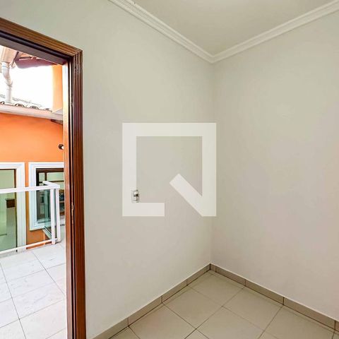 Casa à venda com 200m², 3 quartos e 5 vagasQuarto da Área de Serviço