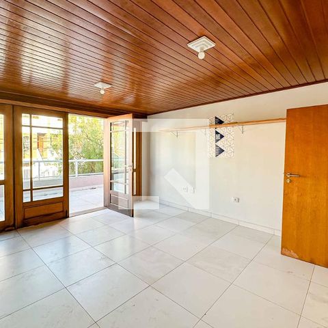 Casa à venda com 200m², 3 quartos e 5 vagasSalão de Festas/Jogos