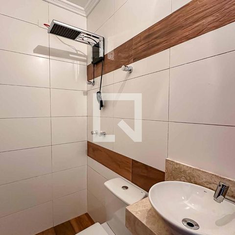 Casa à venda com 200m², 3 quartos e 5 vagasBanheiro da Suíte 2