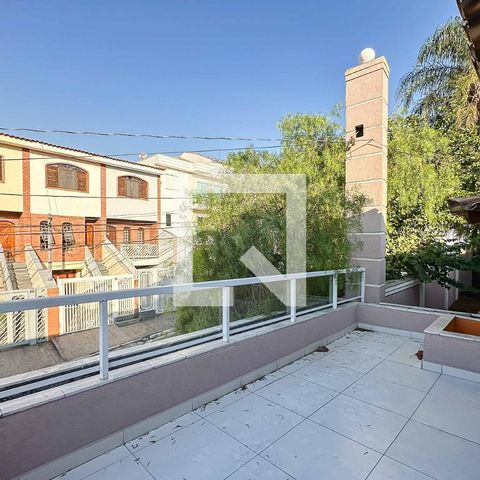 Casa à venda com 200m², 3 quartos e 5 vagasVaranda