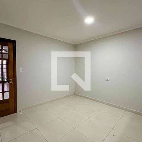 Casa à venda com 200m², 3 quartos e 5 vagasCopa