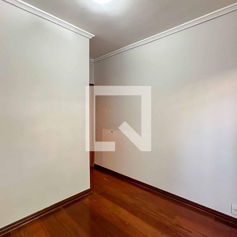 Casa à venda com 200m², 3 quartos e 5 vagasSuíte 2