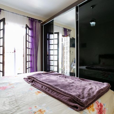 Casa à venda com 140m², 3 quartos e 2 vagas Casa à venda com 140m², 3 quartos e 2 vagasSuíte 1
