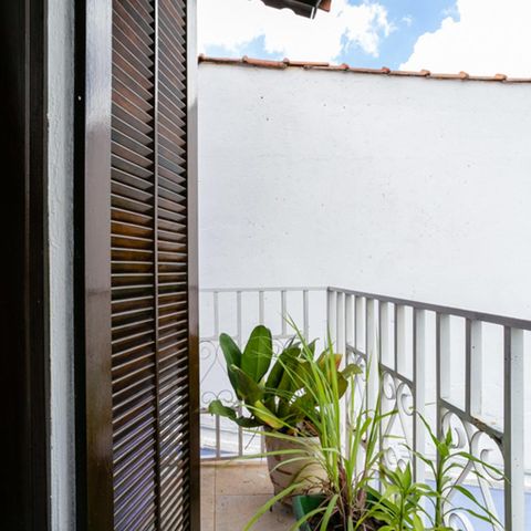 Casa à venda com 140m², 3 quartos e 2 vagas Casa à venda com 140m², 3 quartos e 2 vagasVaranda da Suíte 1