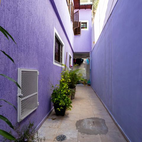 Casa à venda com 140m², 3 quartos e 2 vagas Casa à venda com 140m², 3 quartos e 2 vagasCorredor Externo