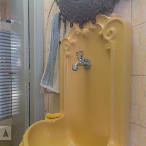 Casa à venda com 114m², 3 quartos e 2 vagasLavabo
