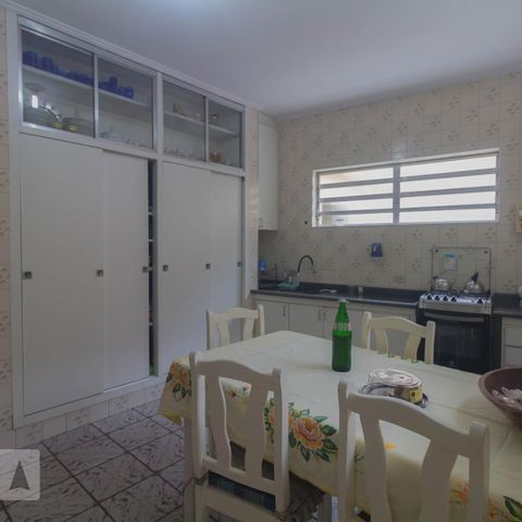 Casa à venda com 114m², 3 quartos e 2 vagasCozinha
