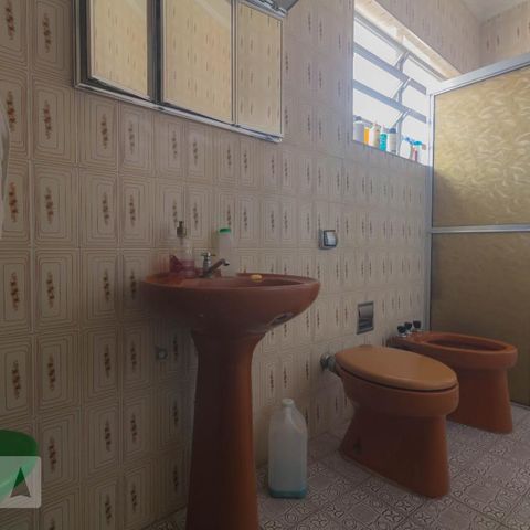 Casa à venda com 114m², 3 quartos e 2 vagasBanheiro - Quarto 3