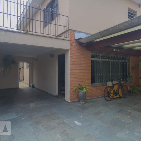 Casa à venda com 114m², 3 quartos e 2 vagasGaragem