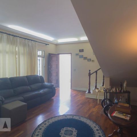 Casa à venda com 114m², 3 quartos e 2 vagasSala