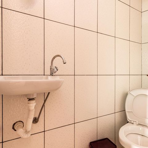 Casa à venda com 220m², 4 quartos e 4 vagasBanheiro de serviço