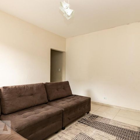 Casa à venda com 220m², 4 quartos e 4 vagasSala 