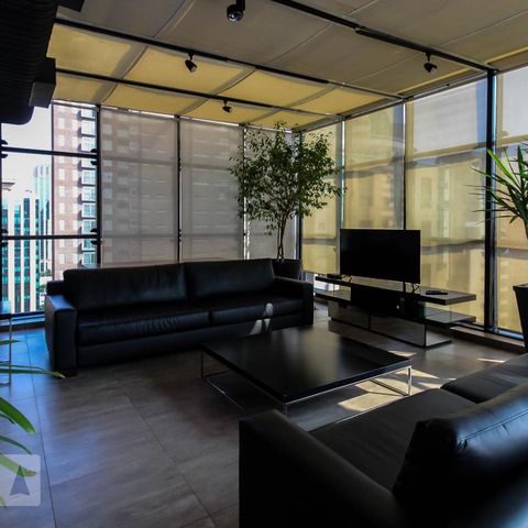 Apartamento à venda com 65m², 2 quartos e 1 vagaÁrea comum