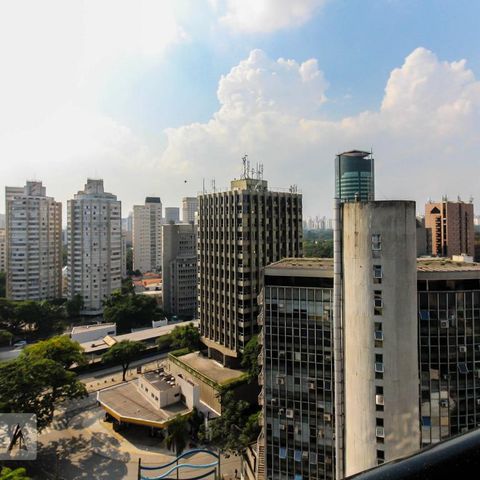 Apartamento à venda com 65m², 2 quartos e 1 vagaVista