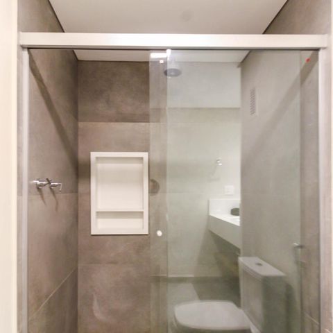 Apartamento à venda com 65m², 2 quartos e 1 vagaBanheiro da Suíte 1