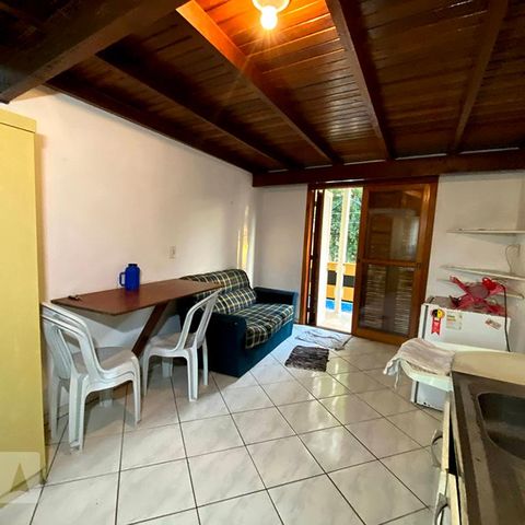 Studio para alugar com 18m², 1 quarto e sem vagaSala e cozinha