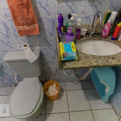 Apartamento à venda com 200m², 3 quartos e 2 vagasDetalhe banheiro