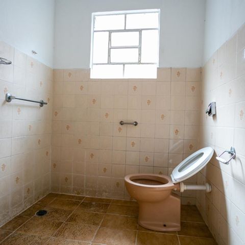 Casa à venda com 231m², 3 quartos e 1 vagaBanheiro