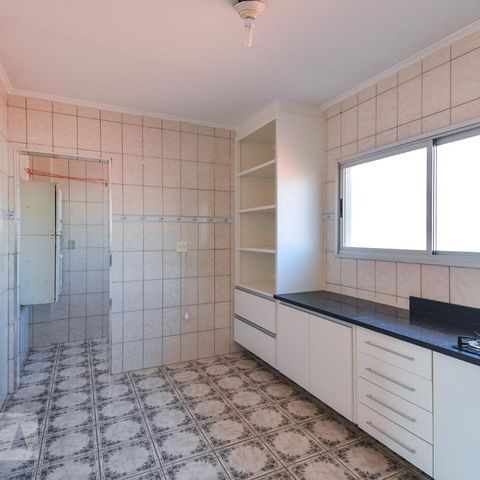 Apartamento à venda com 66m², 2 quartos e 1 vaga Apartamento à venda com 66m², 2 quartos e 1 vagaCozinha