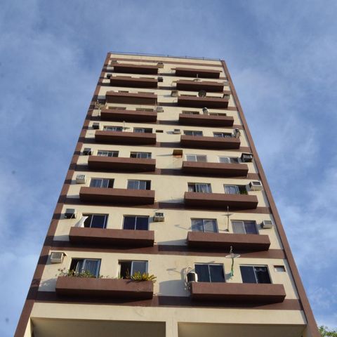 Apartamento à venda com 51m², 2 quartos e 1 vagaFachada do bloco