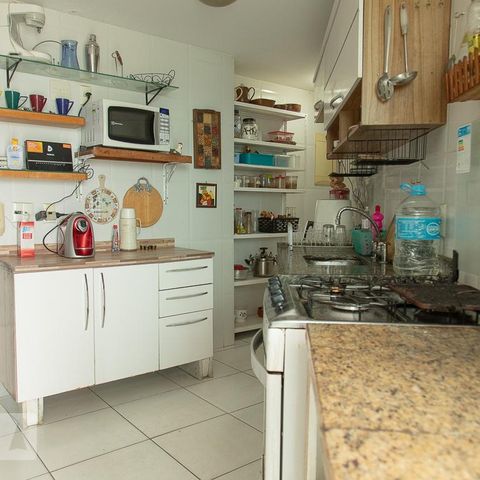 Apartamento à venda com 150m², 3 quartos e 2 vagasCozinha