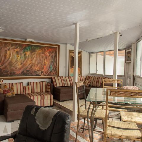 Apartamento à venda com 150m², 3 quartos e 2 vagasSala