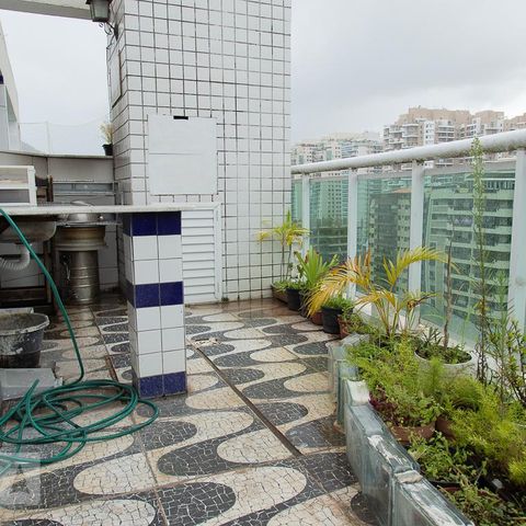 Apartamento à venda com 150m², 3 quartos e 2 vagasVaranda