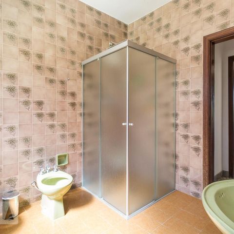 Casa à venda com 600m², 3 quartos e 7 vagasBanheiro