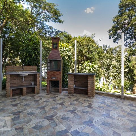 Casa à venda com 600m², 3 quartos e 7 vagasChurrasqueira