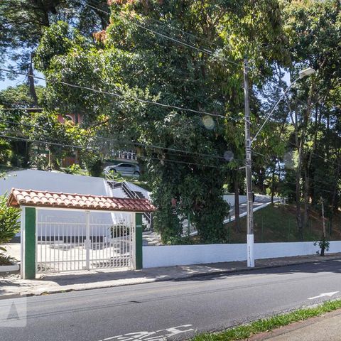 Casa à venda com 600m², 3 quartos e 7 vagasÁrea Externa