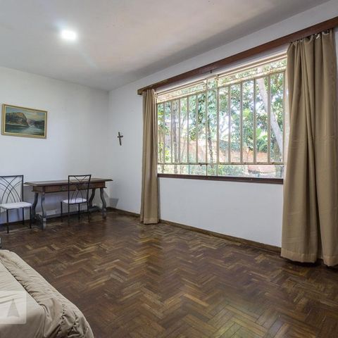 Casa à venda com 600m², 3 quartos e 7 vagasQuarto 1
