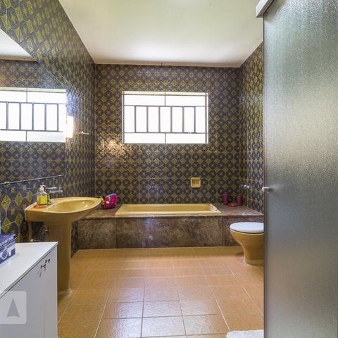 Casa à venda com 600m², 3 quartos e 7 vagasBanheiro