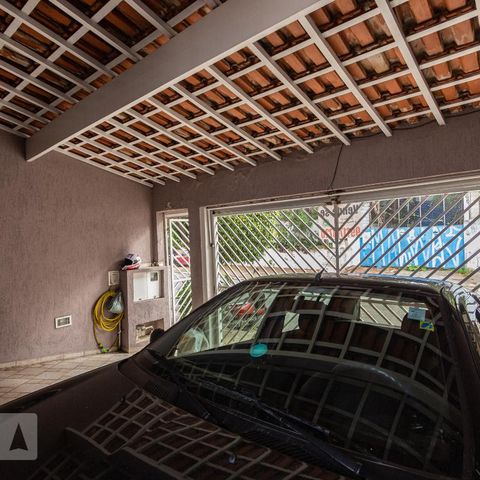 Casa à venda com 246m², 4 quartos e 2 vagasGaragem