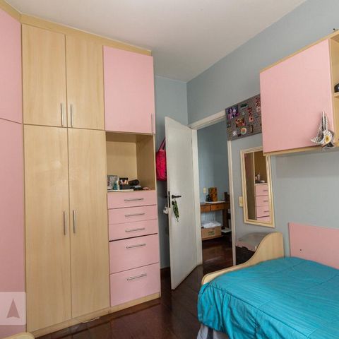 Casa à venda com 246m², 4 quartos e 2 vagasQuarto 2