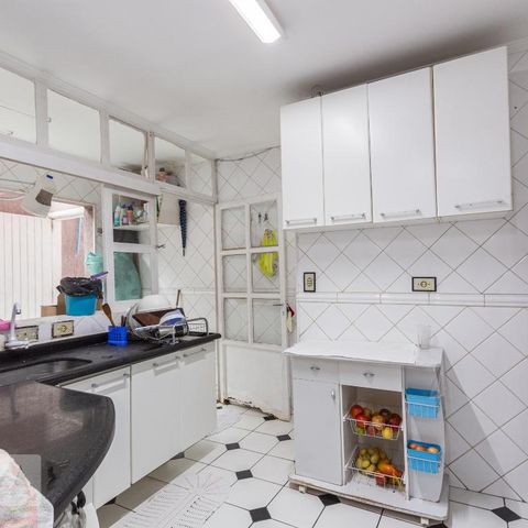Casa à venda com 246m², 4 quartos e 2 vagasCozinha