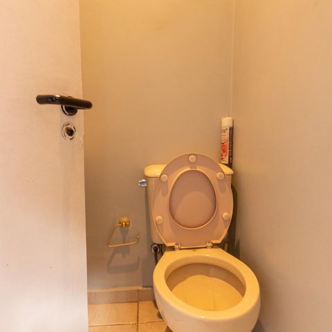 Casa à venda com 246m², 4 quartos e 2 vagasLavabo
