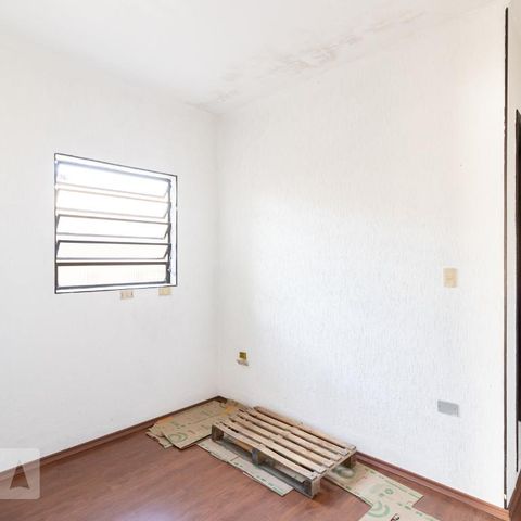 Casa à venda com 225m², 4 quartos e 2 vagasHall