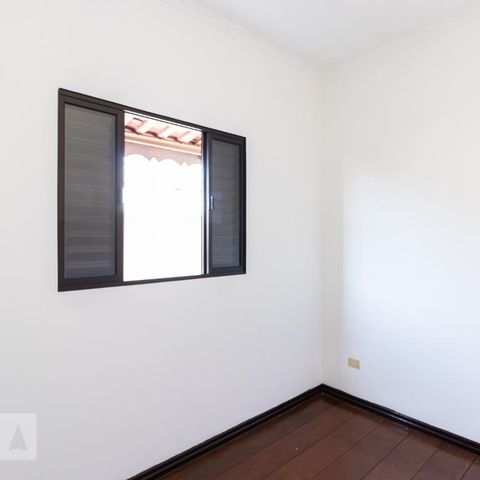 Casa à venda com 225m², 4 quartos e 2 vagasQuarto 1