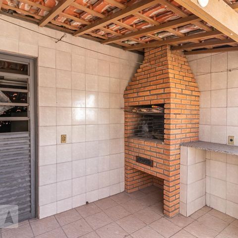 Casa à venda com 225m², 4 quartos e 2 vagasChurrasqueira