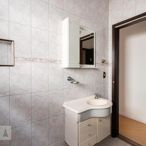 Casa à venda com 225m², 4 quartos e 2 vagasBanheiro da Suíte 1