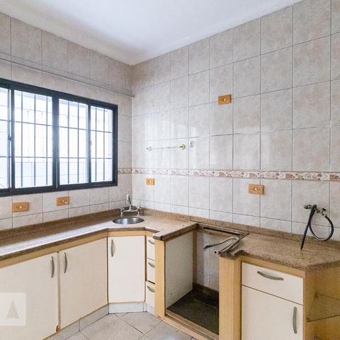 Casa à venda com 225m², 4 quartos e 2 vagasCozinha