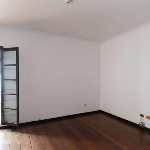 Casa à venda com 225m², 4 quartos e 2 vagasSala 2