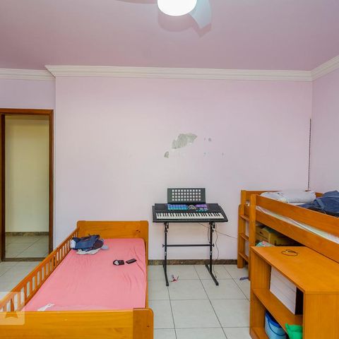 Casa para alugar com 300m², 4 quartos e 3 vagasQuarto 2