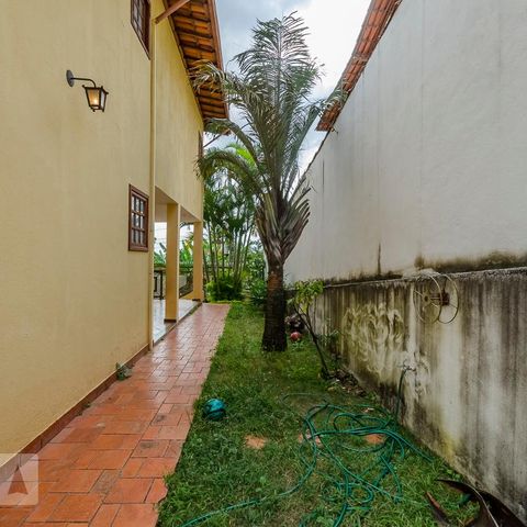 Casa para alugar com 300m², 4 quartos e 3 vagasÁrea Externa