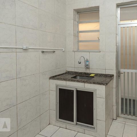 Apartamento à venda com 70m², 2 quartos e sem vagaCozinha