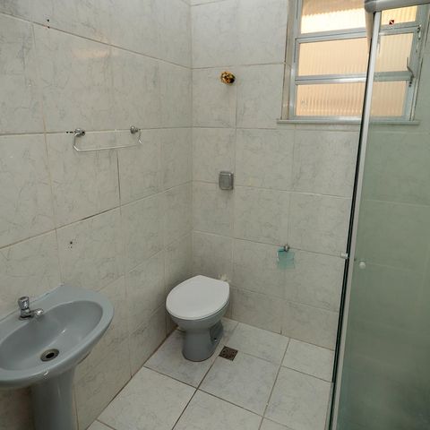 Apartamento à venda com 70m², 2 quartos e sem vagaBanheiro