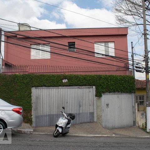 Casa à venda com 161m², 7 quartos e 2 vagasFACHADA