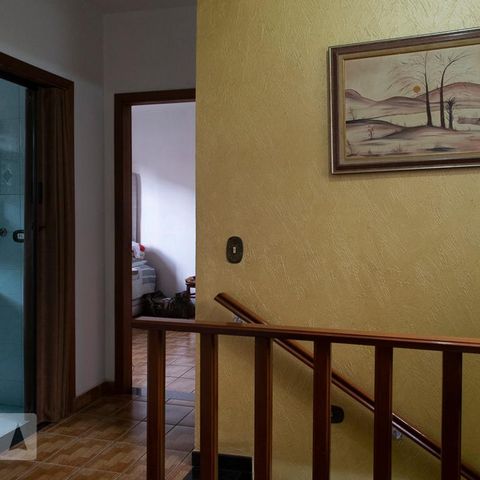 Casa à venda com 161m², 7 quartos e 2 vagasHALL ESCADAS